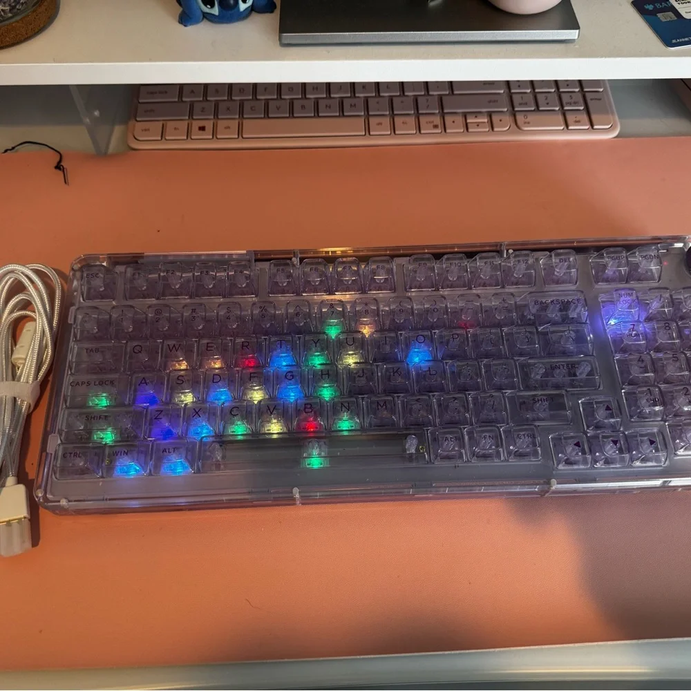 KiiBoom Phantom 98 Purple LED Mechanical Keyboard - Picture 4 of 6
